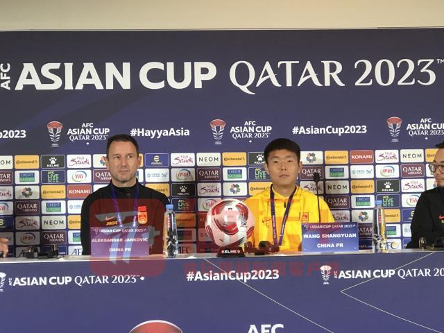 扬科维奇：球队已经做好准备 拿下比赛不考虑别人