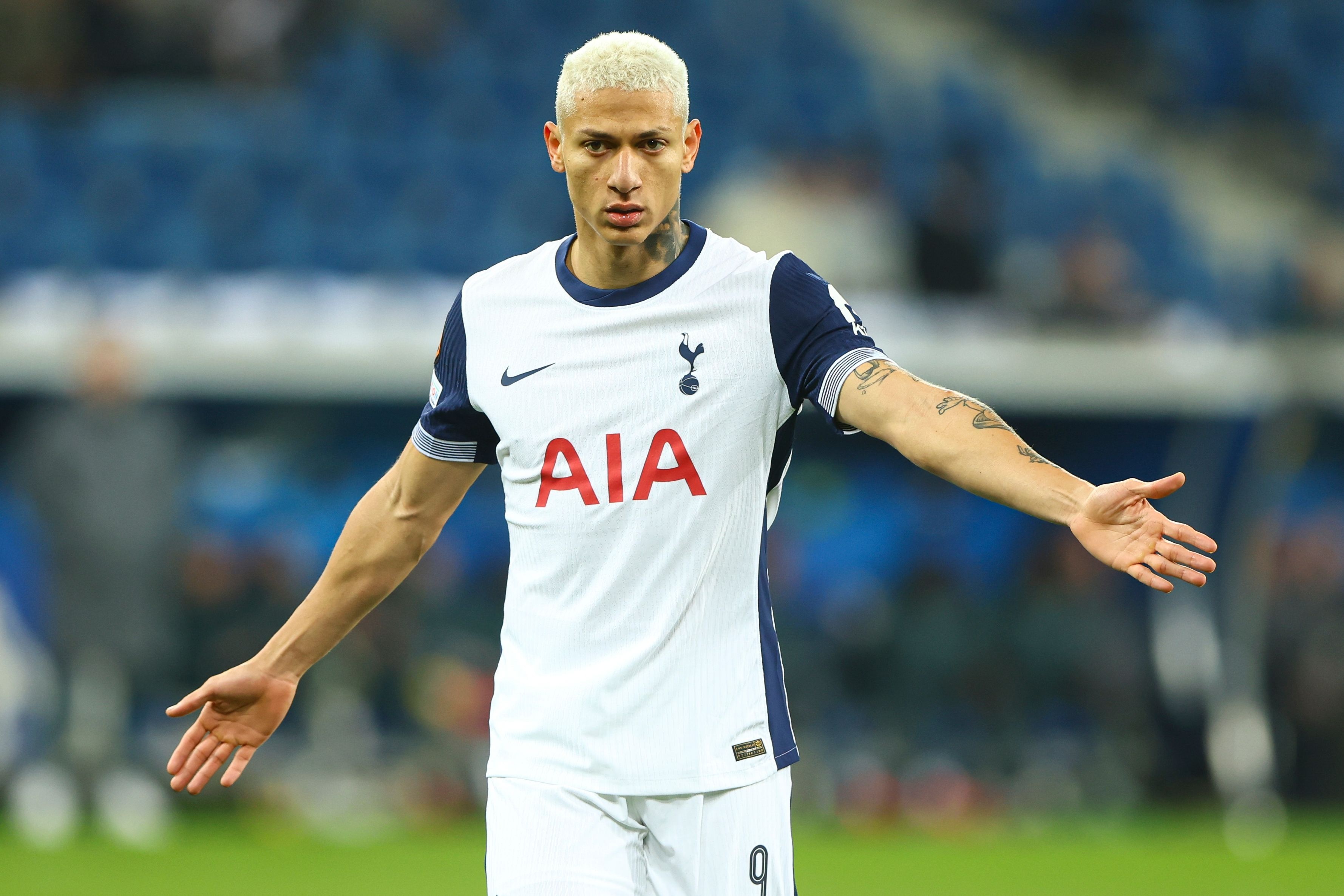 v站-4年前5800万欧购入！ESPN：热刺和里沙利松商讨本赛季结束后离队